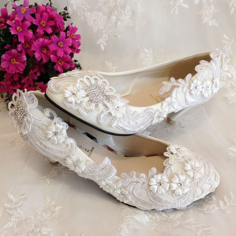 Туфли на свадьбу для невесты 2022 от Джимми Чу