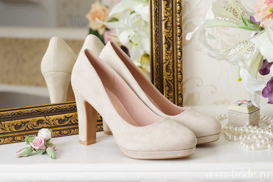 Свадебные туфли для невесты бежевые