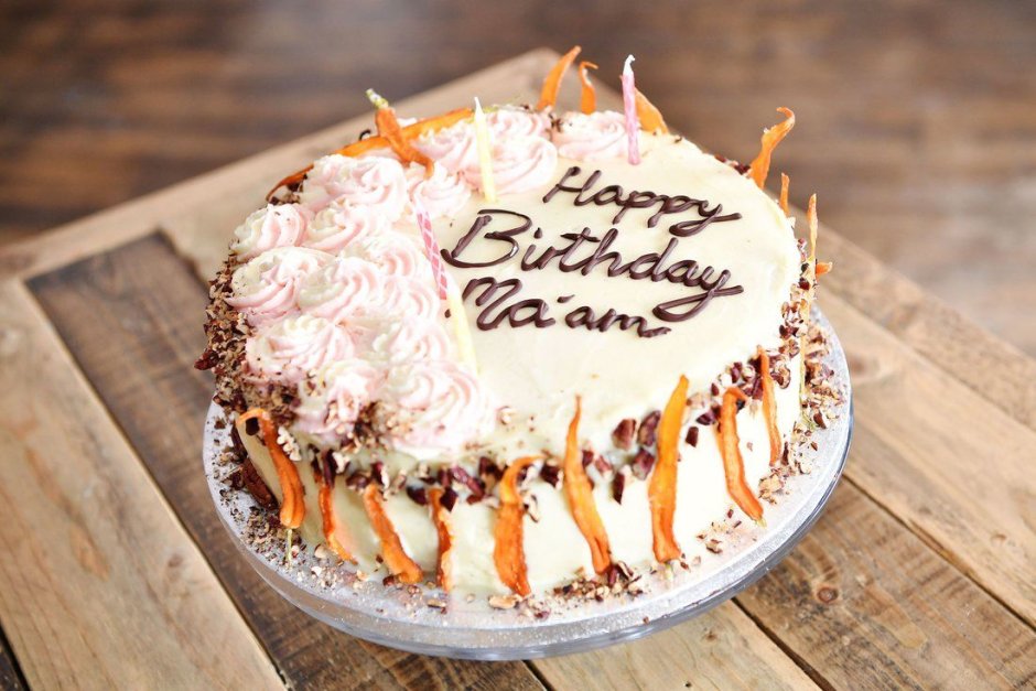 Торт с днем рождения Камилла
