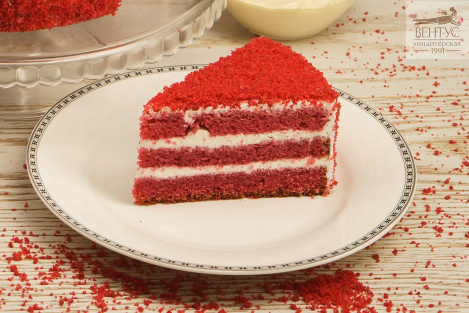 Торт красный бархат с конфи