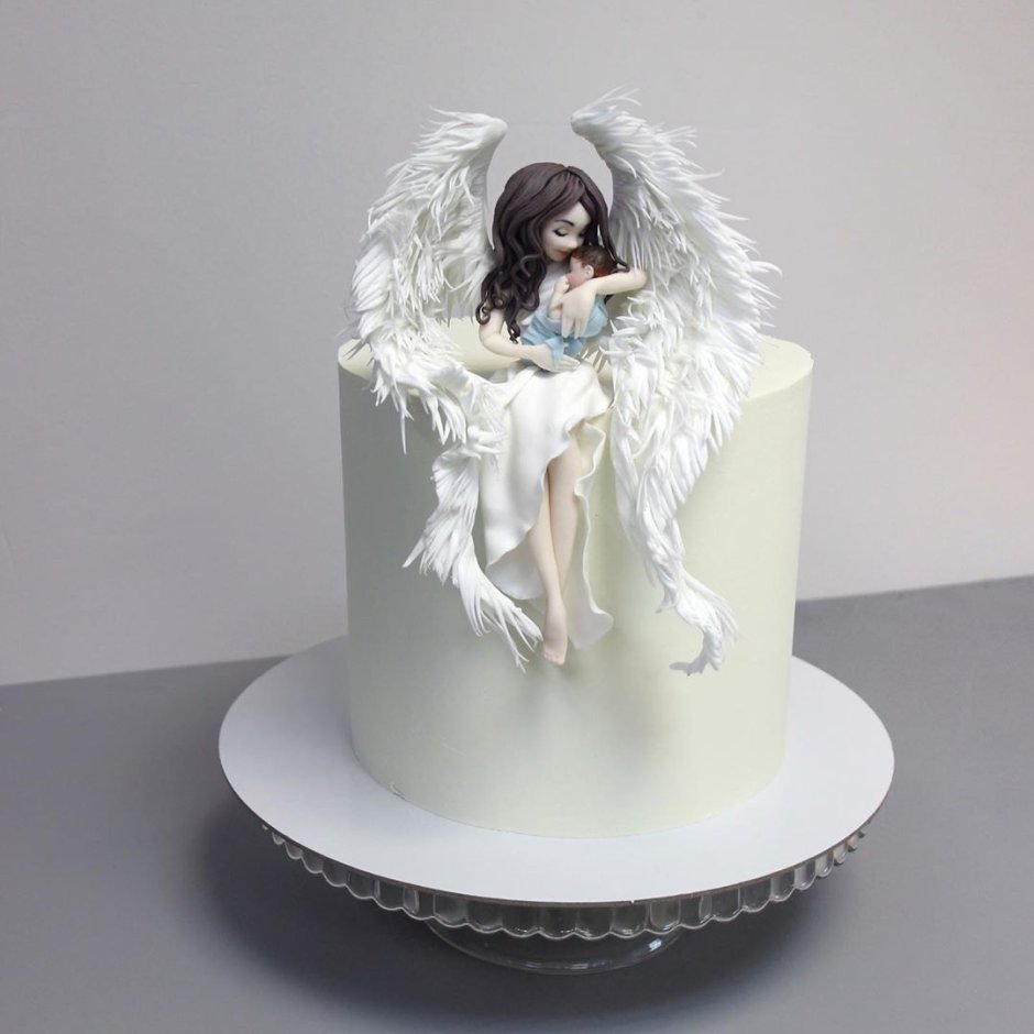 Торт с фигурками ангел Беби
