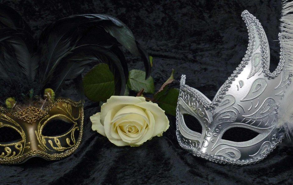 Венецианские маски большие красивые