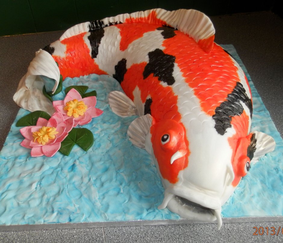 Торт в форме рыбы