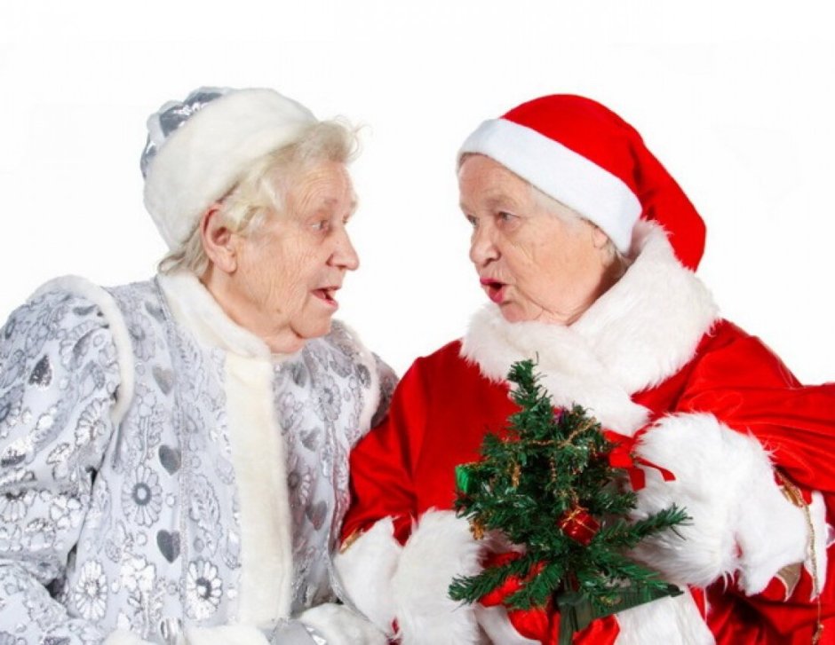 Новогодние подарки для пожилых людей