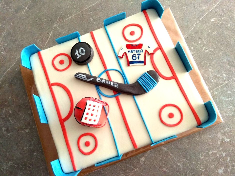 Торт в стиле хоккея для ребенка