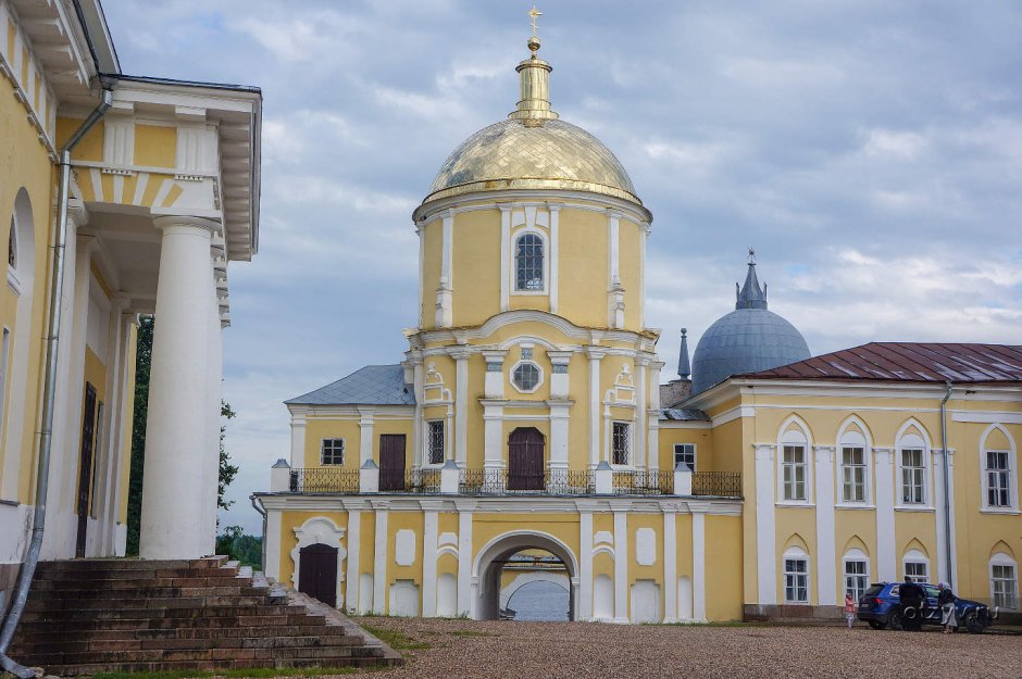 Крестовоздвиженская Церковь Осташков