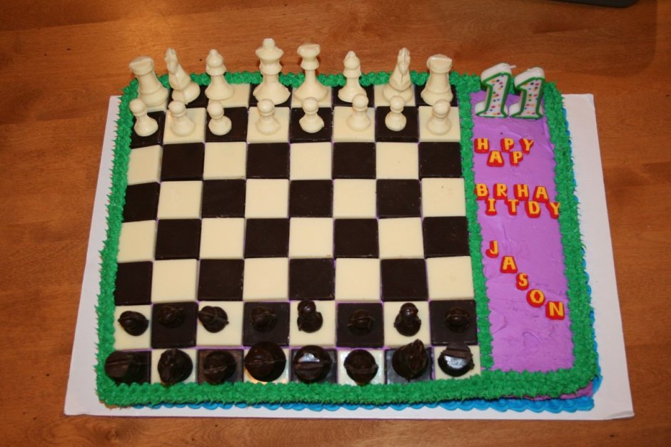 Торт с шашками и шахматами