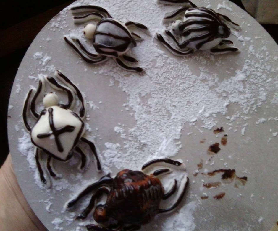 Легкое украшение торта Хэллоуин паутина из маршмеллоу