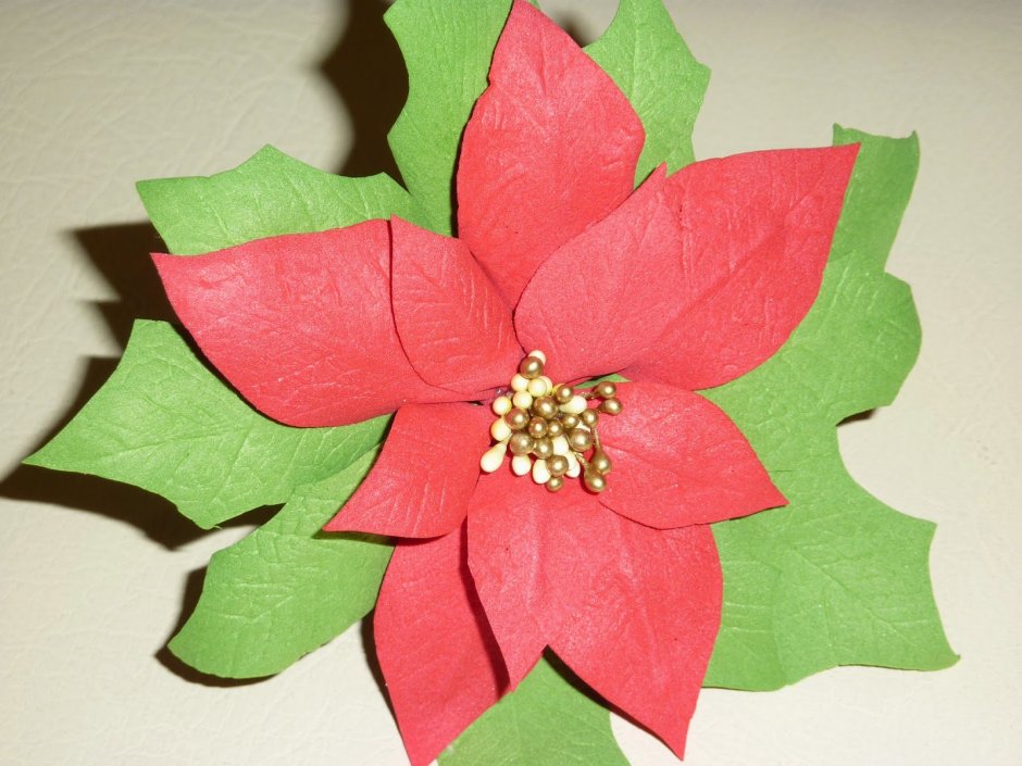 Рождественский цветок пуансеттия из фоамирана