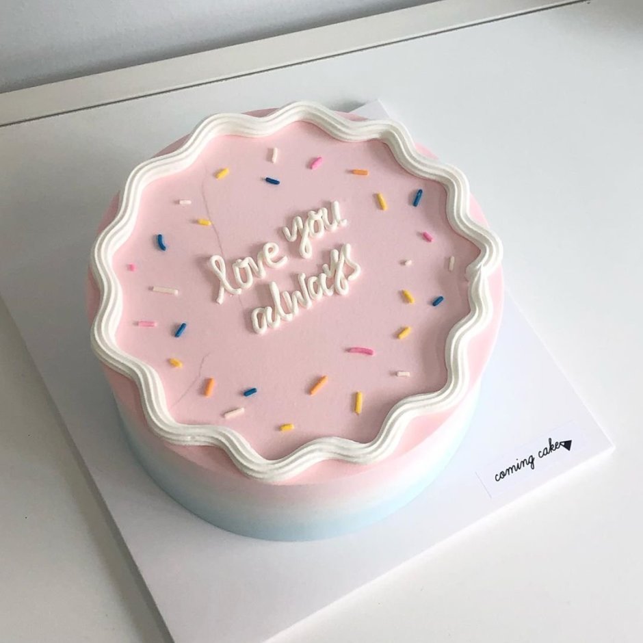 Корейские торты на день рождения Минимализм