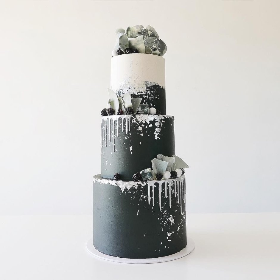Свадебный торт черный с белым