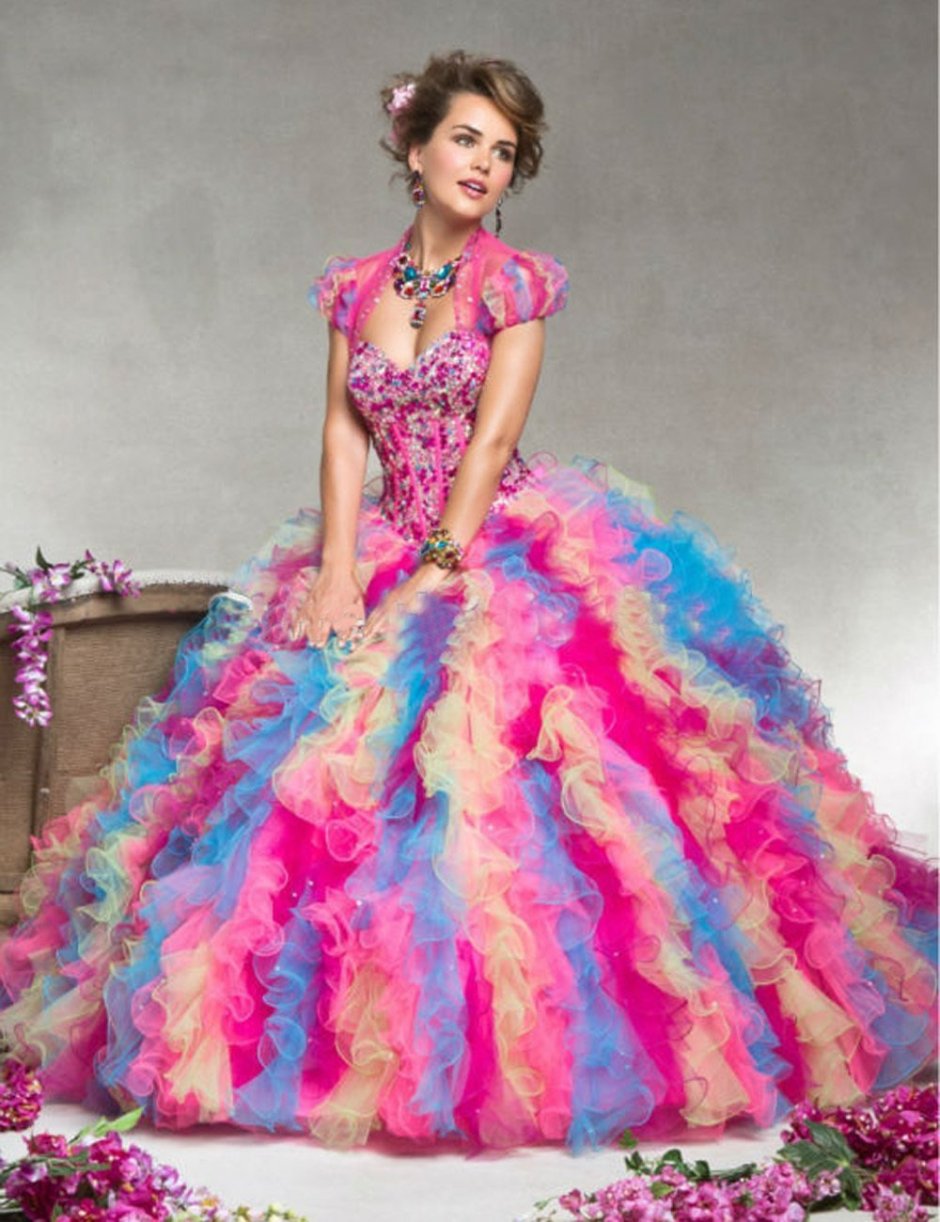 Разноцветное пышное платье