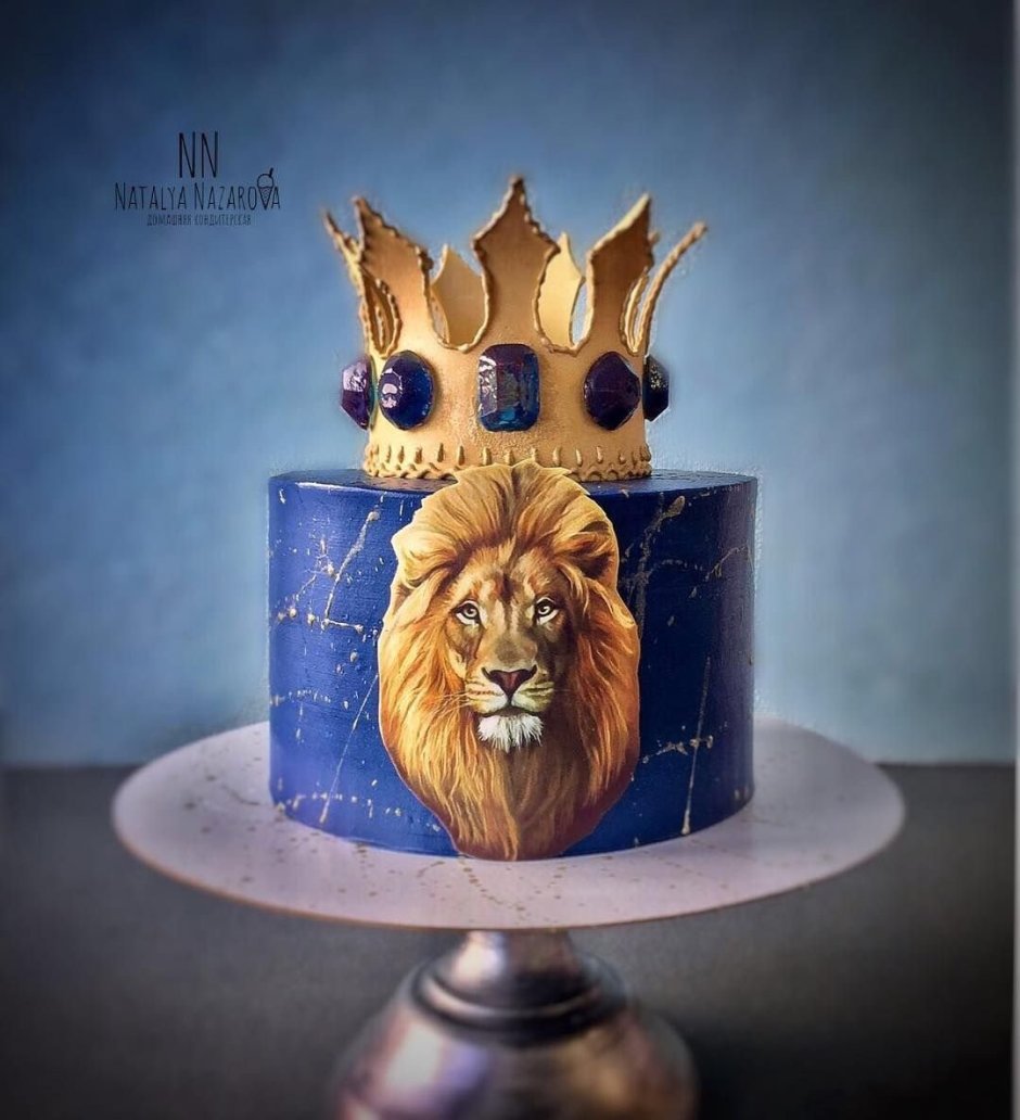 Торт Лев с короной