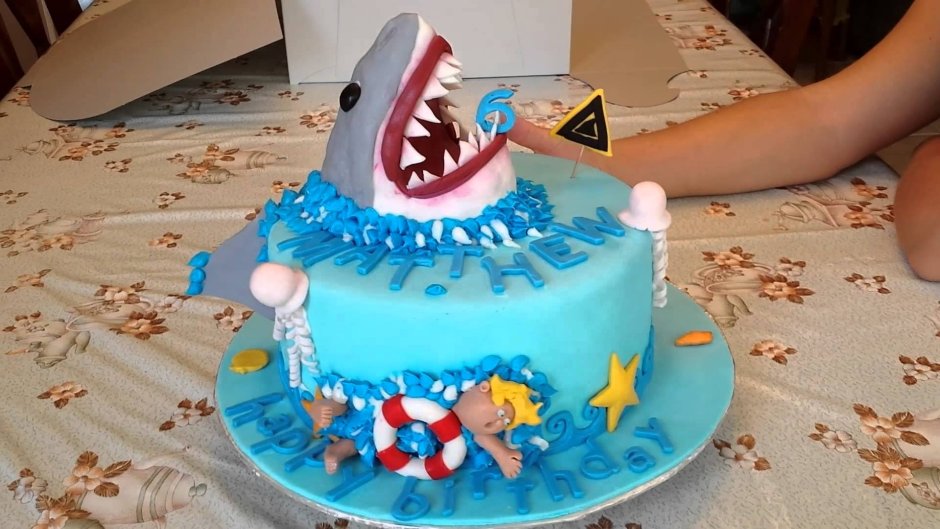 Торт с акулами для мальчика