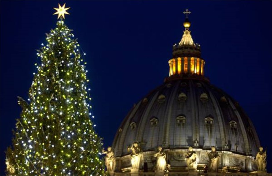 Новогодняя елка в Ватикане