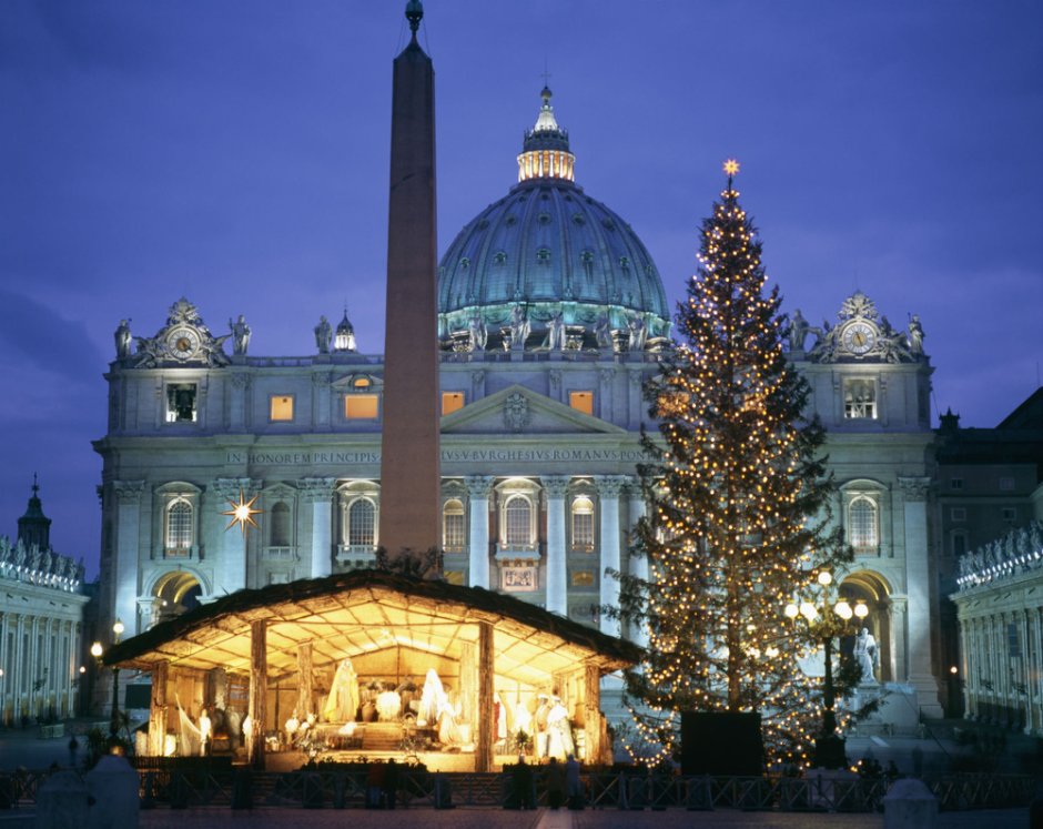 Площадь Святого Петра в Италии новый год
