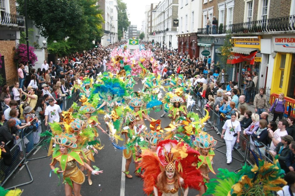 Карнавал в Ноттинг Хилле большие