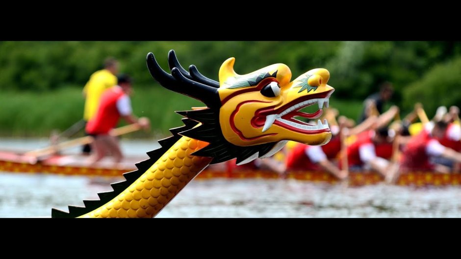Фестиваль лодок драконов в Китае