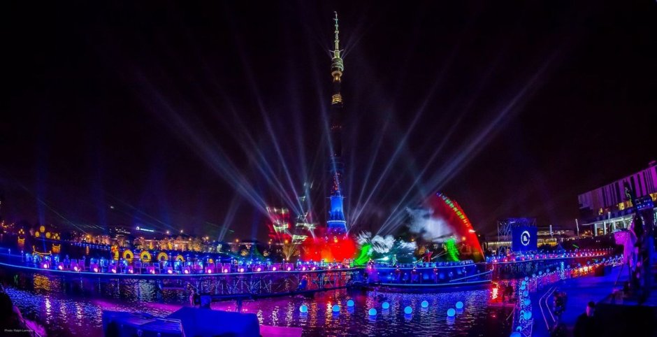 Лазерное шоу в Москве