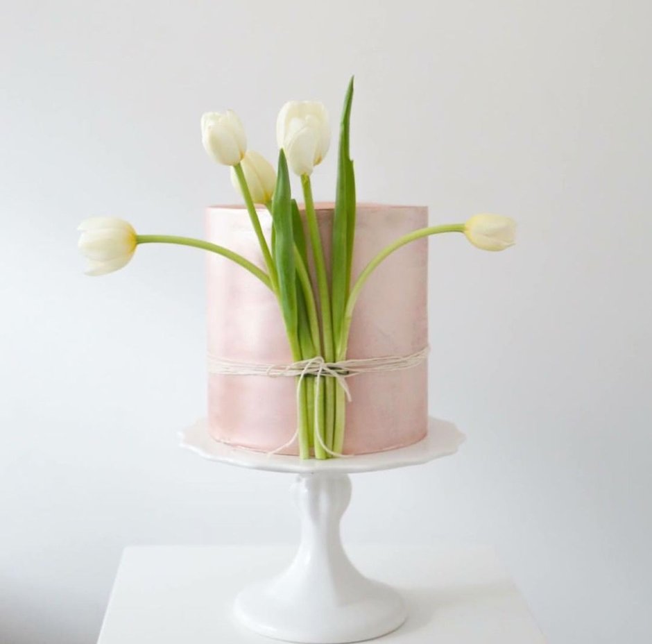 Тортик с тюльпанами