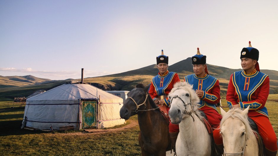 Монголы Улан Батор