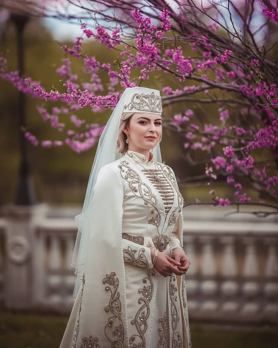Платье в Кавказском стиле