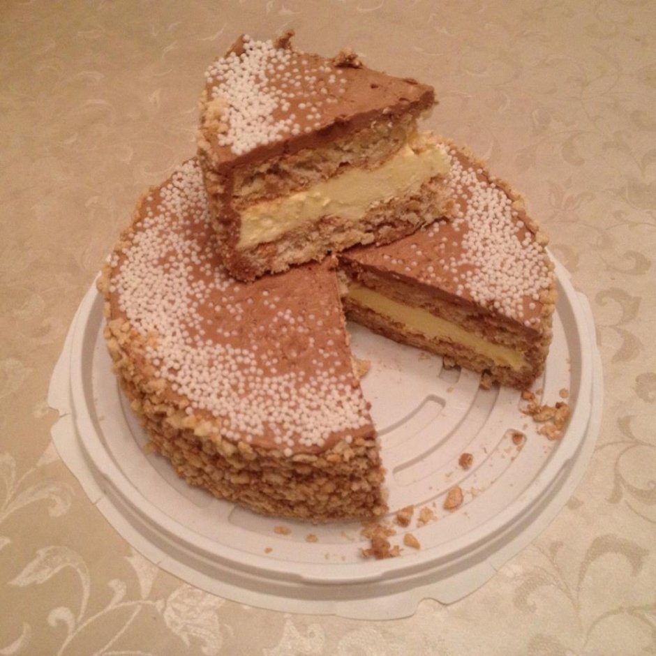 Торт Киевский из коржей