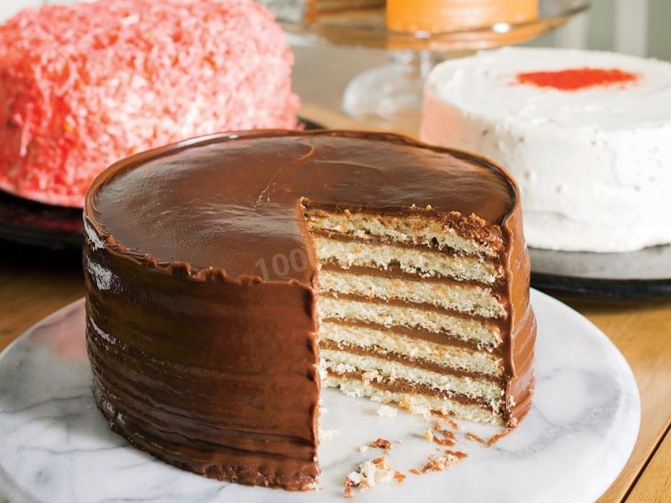 Вкусный торт без выпечки в домашних
