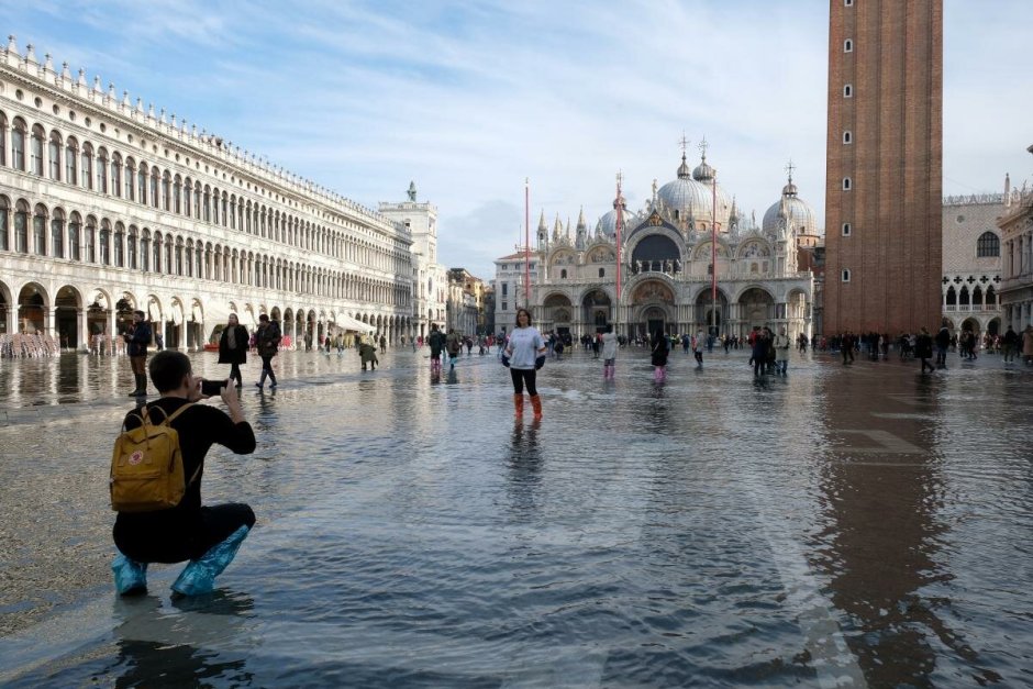 Новогодняя Венеция