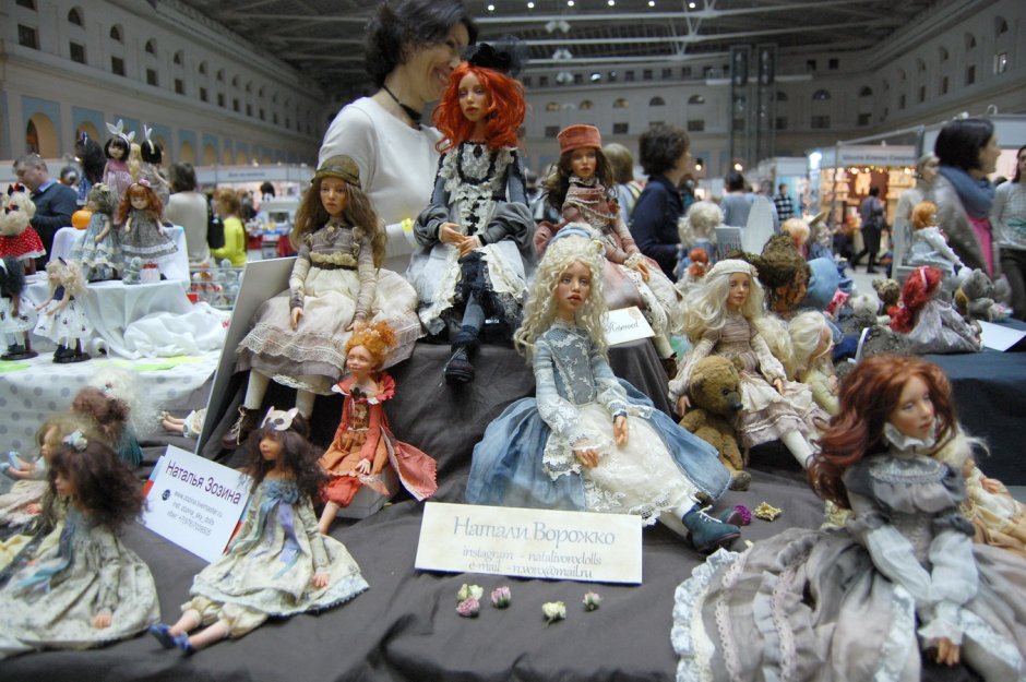 Выставка кукол в Москве Гостиный двор
