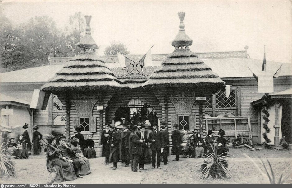 Ворота Екатерининского дворца в Царском селе