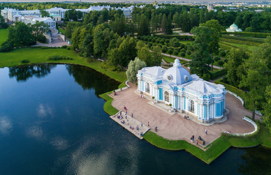 Петровский дворец в Москве Казаков