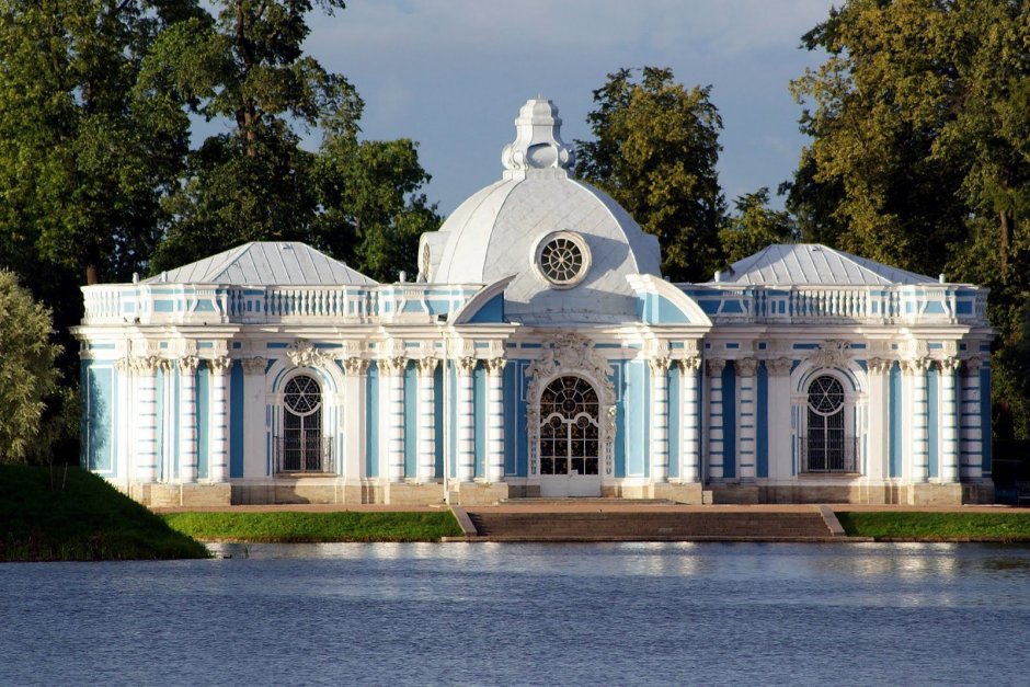 Екатерининский дворец — резиденция императриц