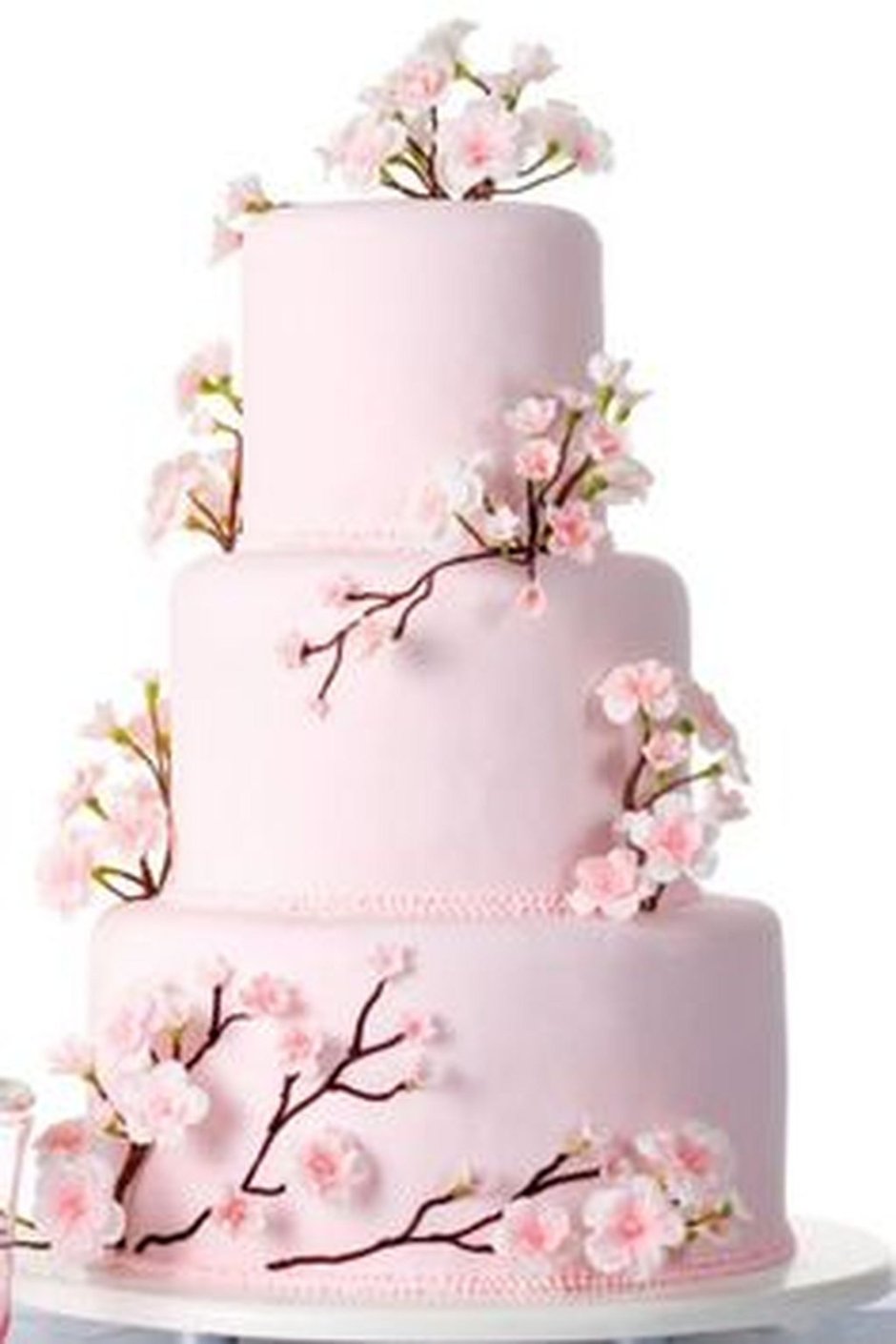 Свадебный торт,украшенный цветами сакурой