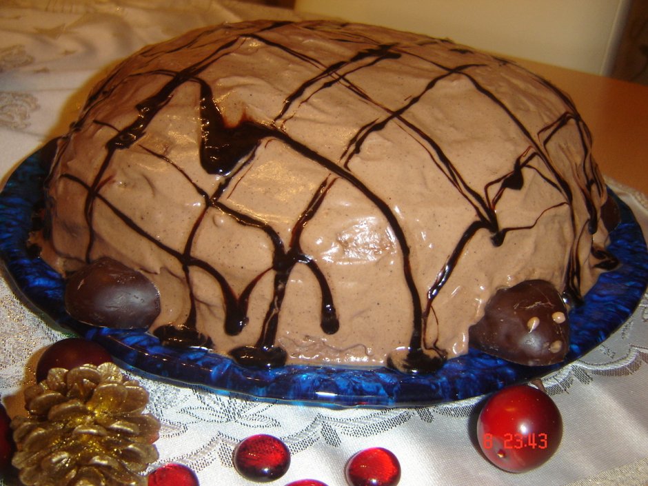 Торт с шоколадной глазурью