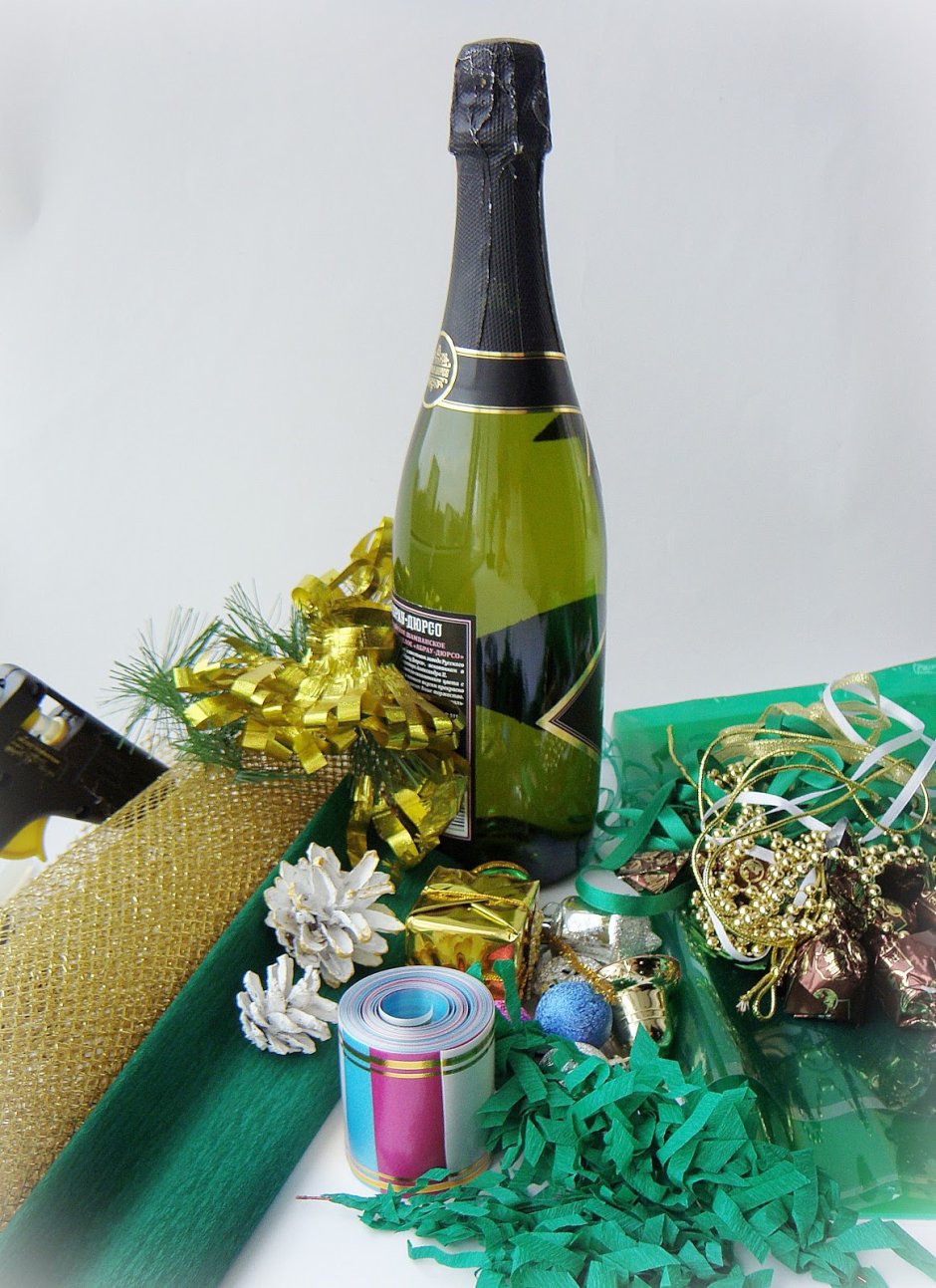 Упаковка шампанского на новый год