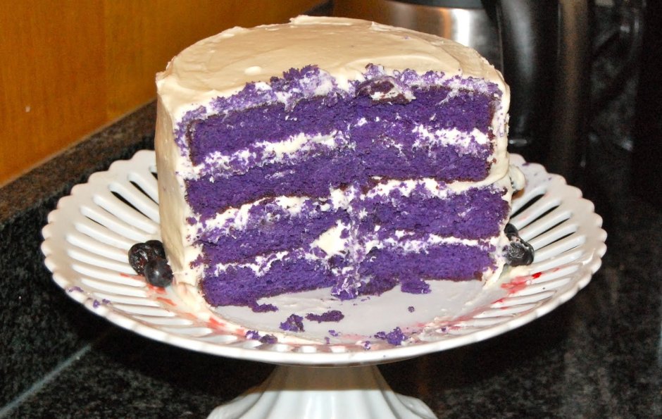 Фиолетовый бисквит