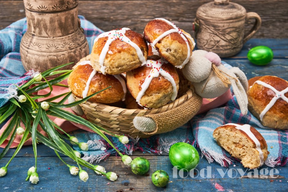 Пасхальный венок на прозрачном фоне