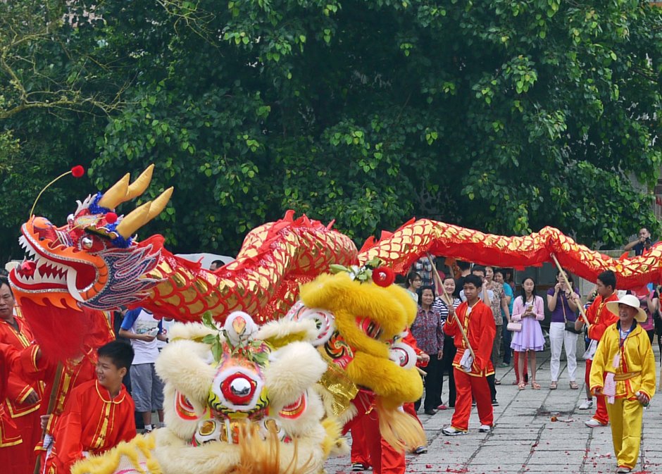Китайский дракон Фестивальный