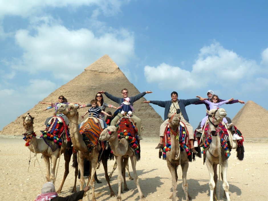 Пирамиды Египта салют