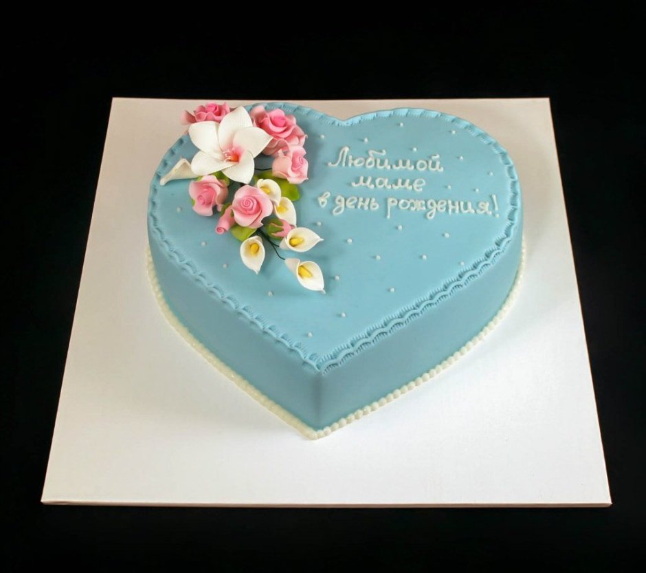 Торт свадебный с живыми цветами синий