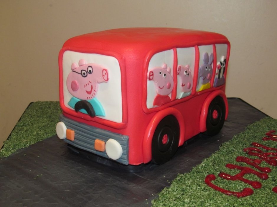 Торт с картинкой автобуса