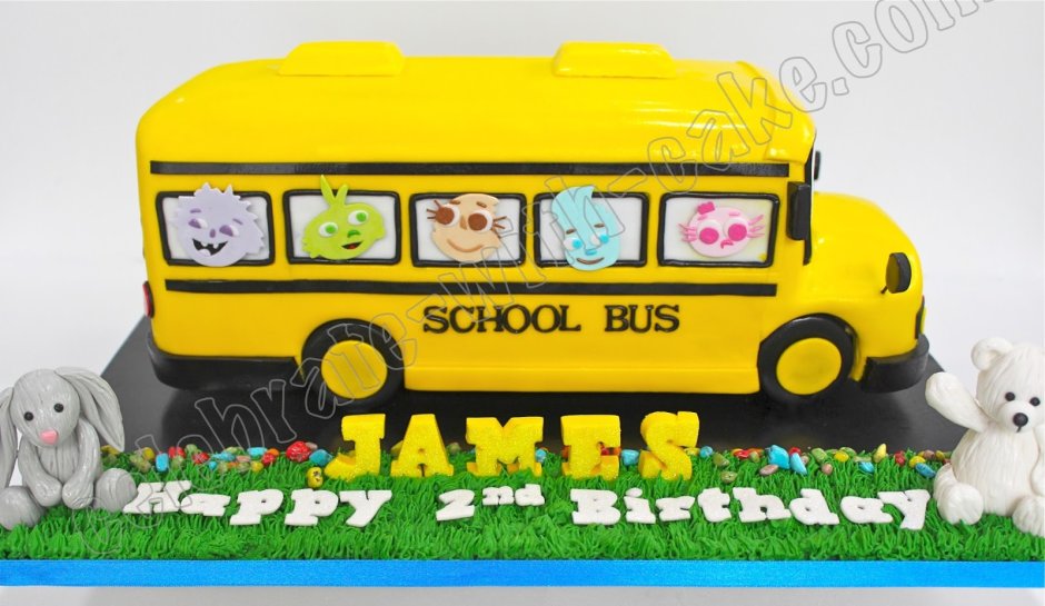Торт желтый автобус