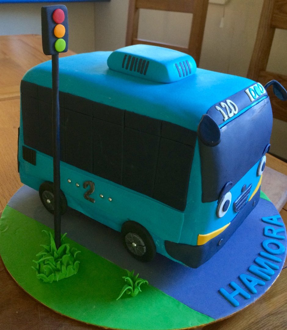 Детский торт с автобусом