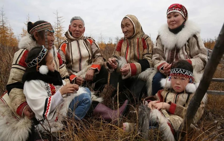 Национальный костюм саамов Кольского полуострова