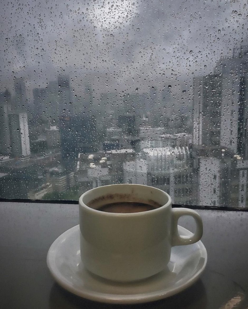 Чашка кофе дождь