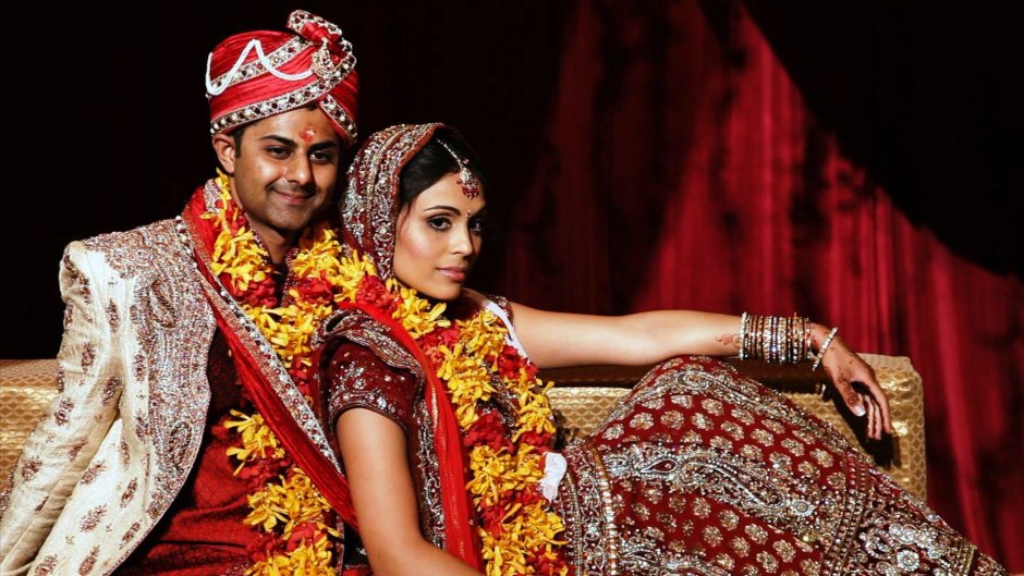 Индийская свадьба букет выпадает из рук невесты
