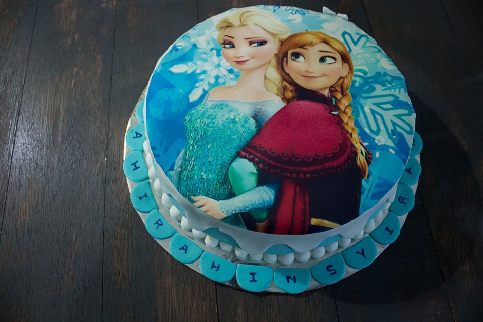 Торт с Анной и Эльзой Холодное сердце 2