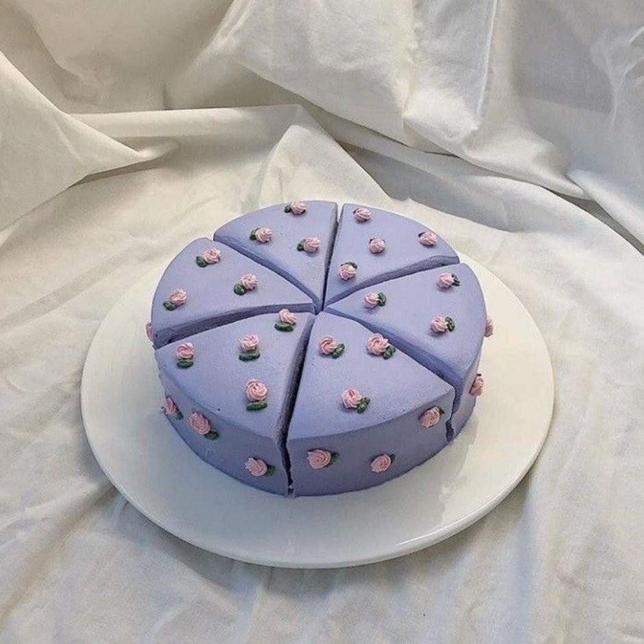 Детский торт с разноцветными горохом