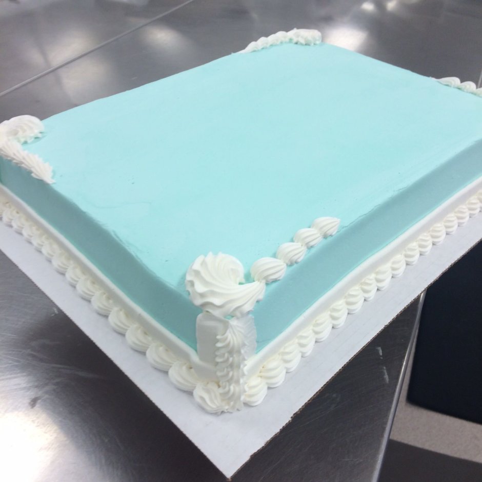 Белый прямоугольный торт 70 см